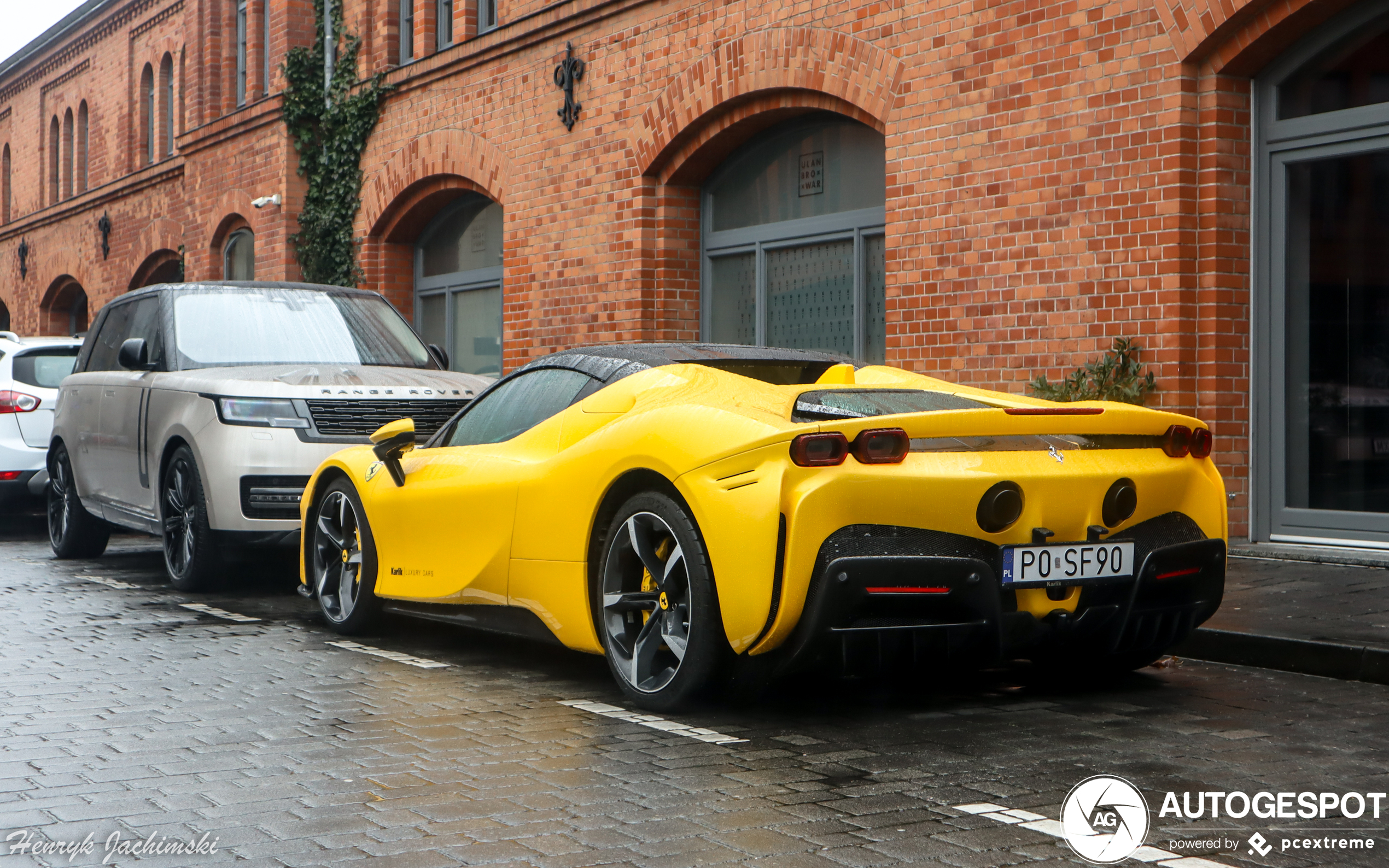 Ferrari SF90 Spider - 11 April 2023 - Autogespot