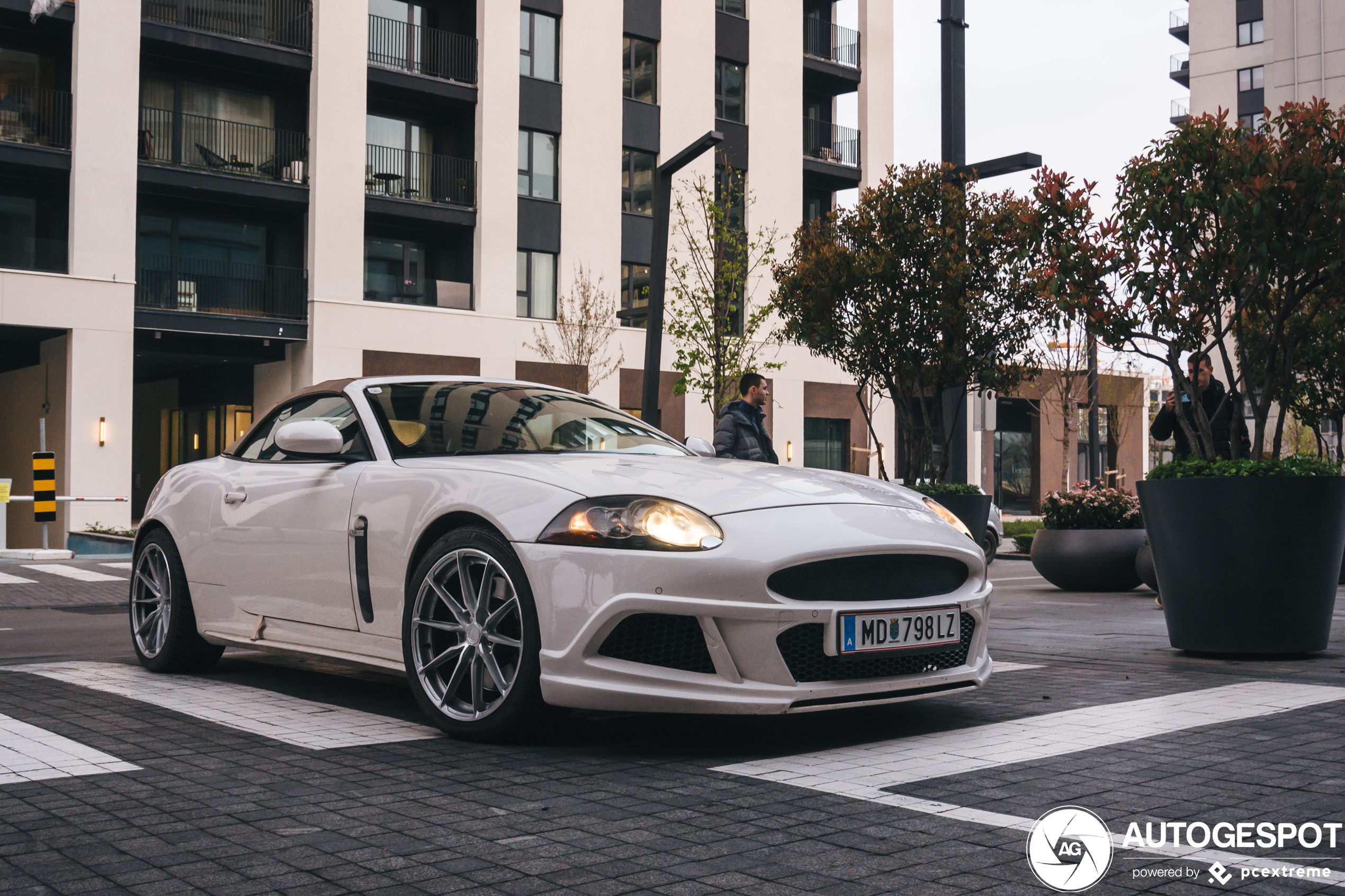 Jaguar XKR Convertible FX Design 2009