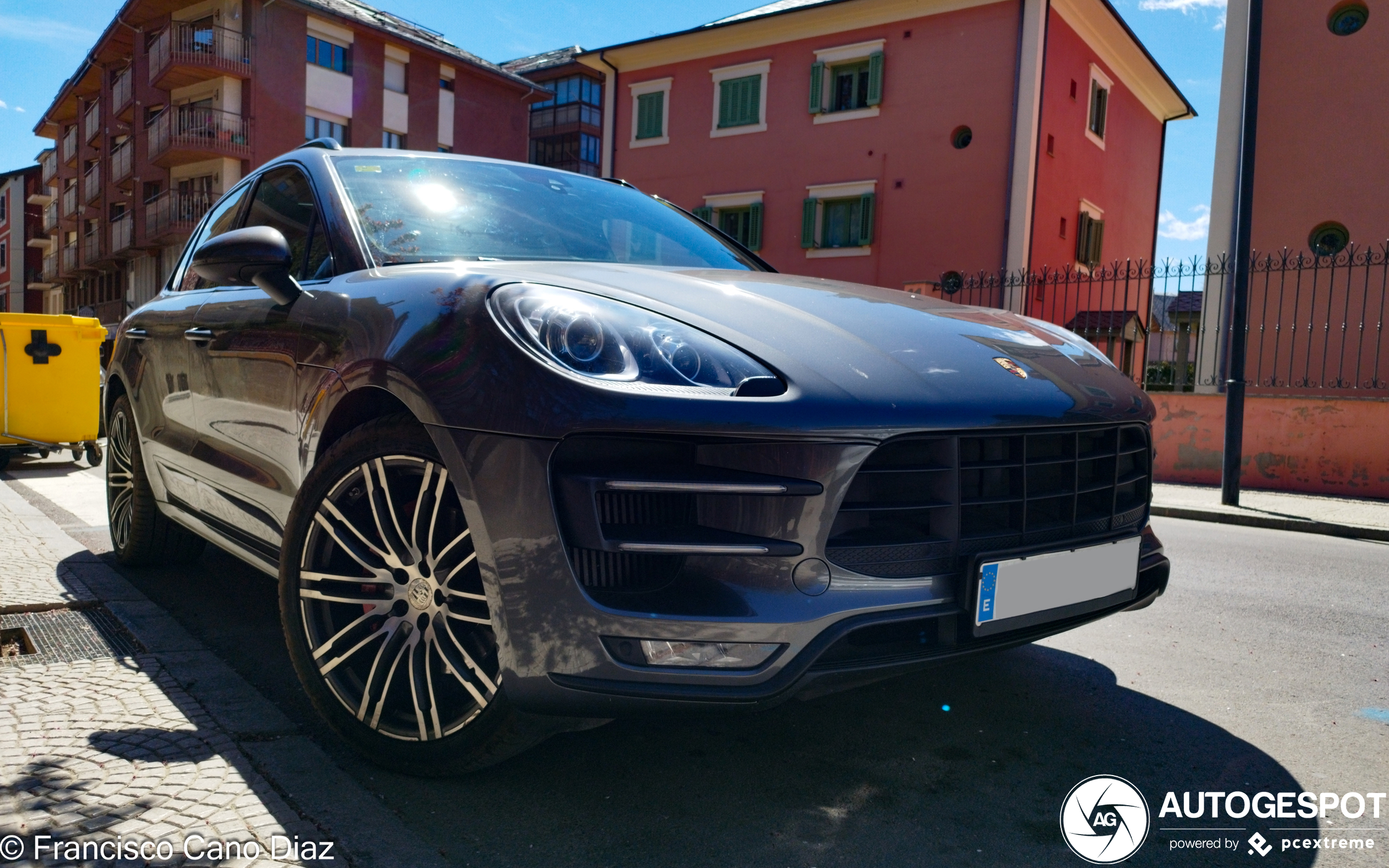 Porsche 95B Macan Turbo