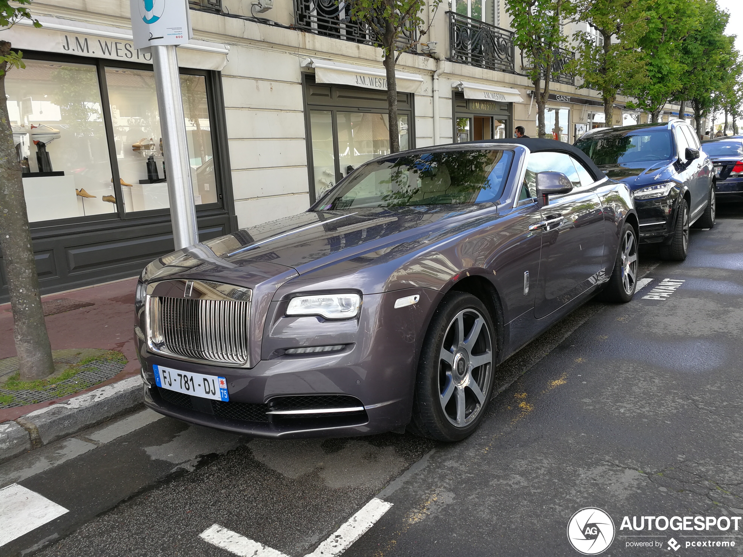 Rolls-Royce Dawn