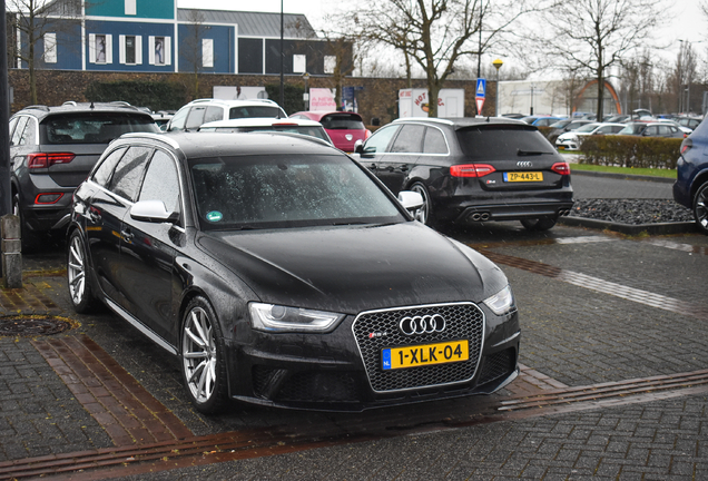 Audi RS4 Avant B8