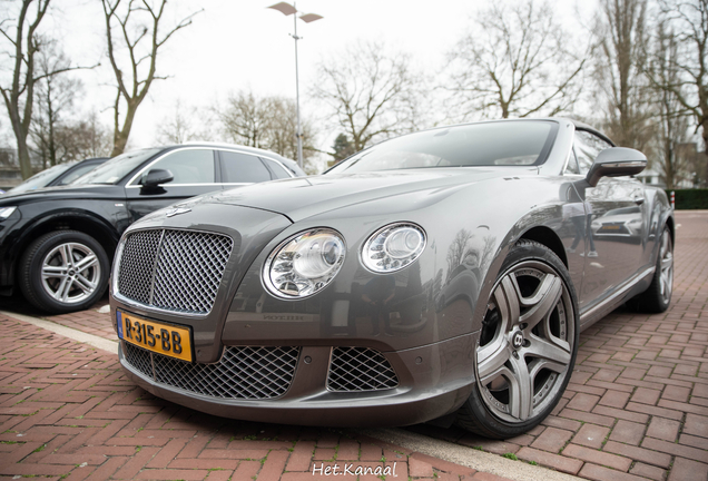 Bentley Continental GTC 2012