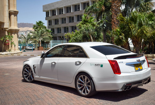 Cadillac CTS-V 2015