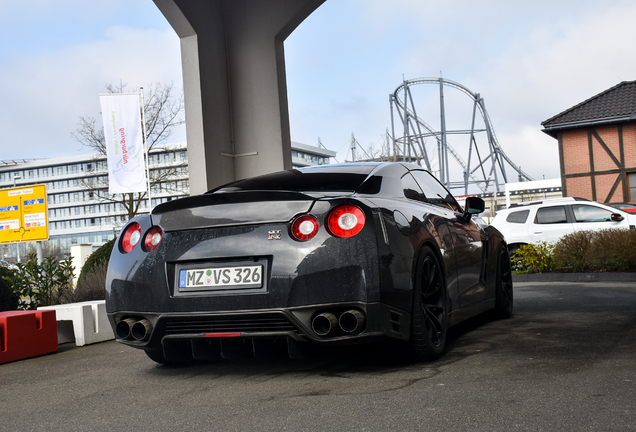 Nissan GT-R 2011