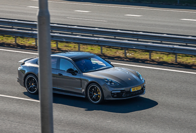 Porsche 971 Panamera Turbo S E-Hybrid