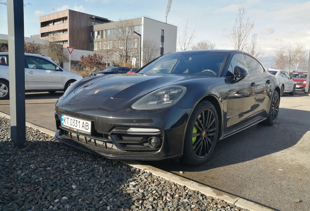 Porsche 971 Panamera Turbo S E-Hybrid