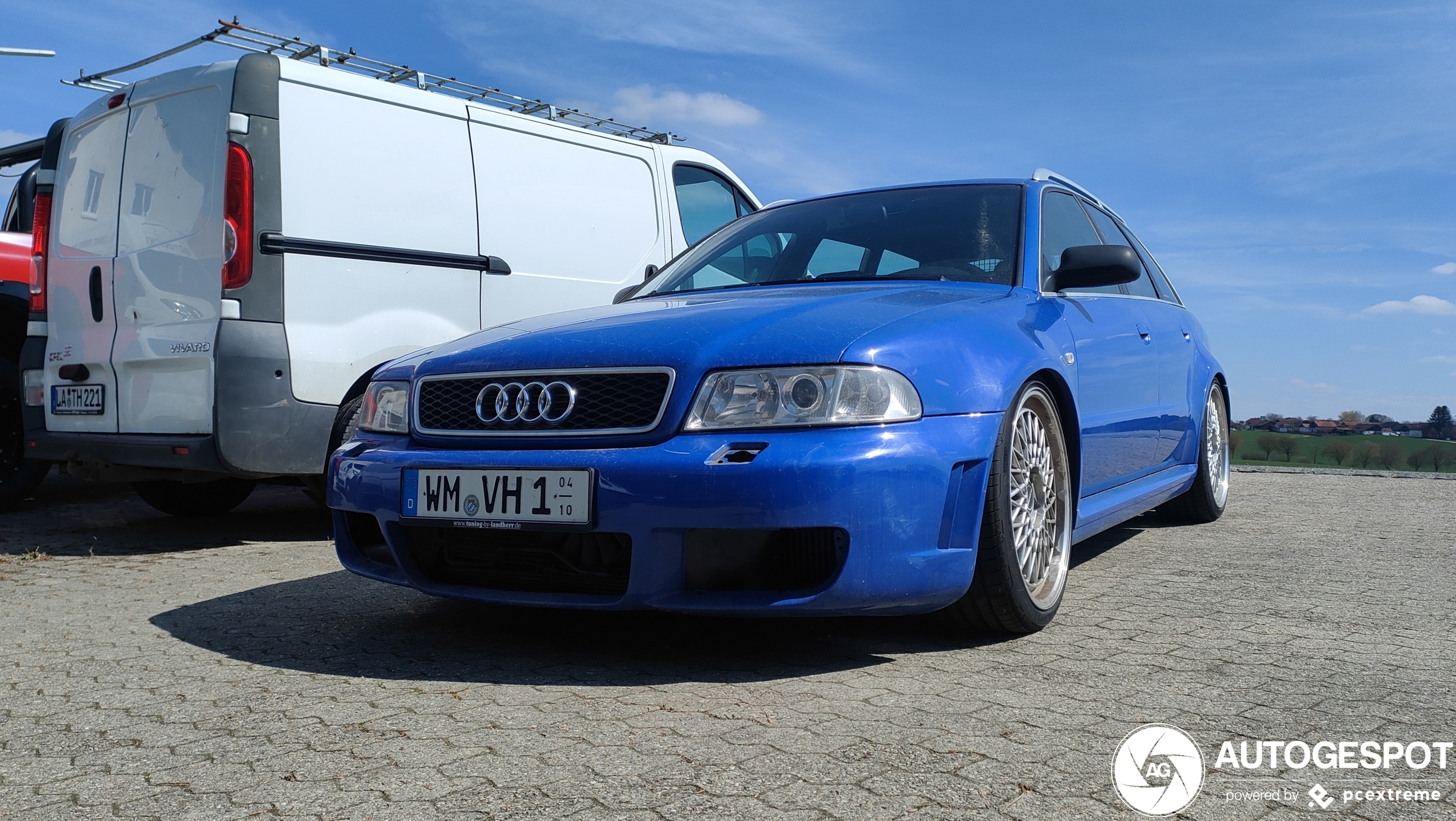 Audi RS4 Avant B5