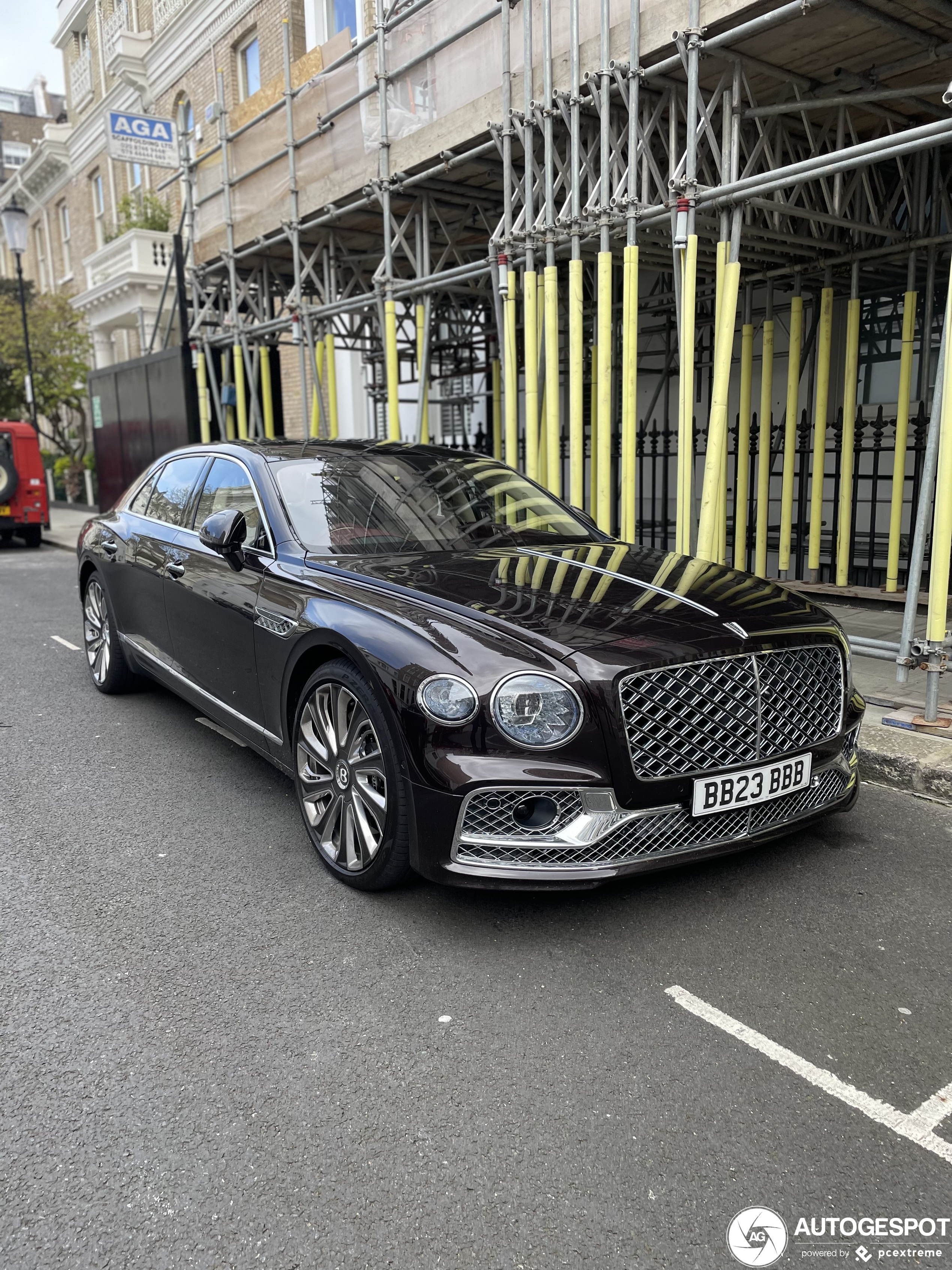 Bentley Flying Spur Hybrid Mulliner