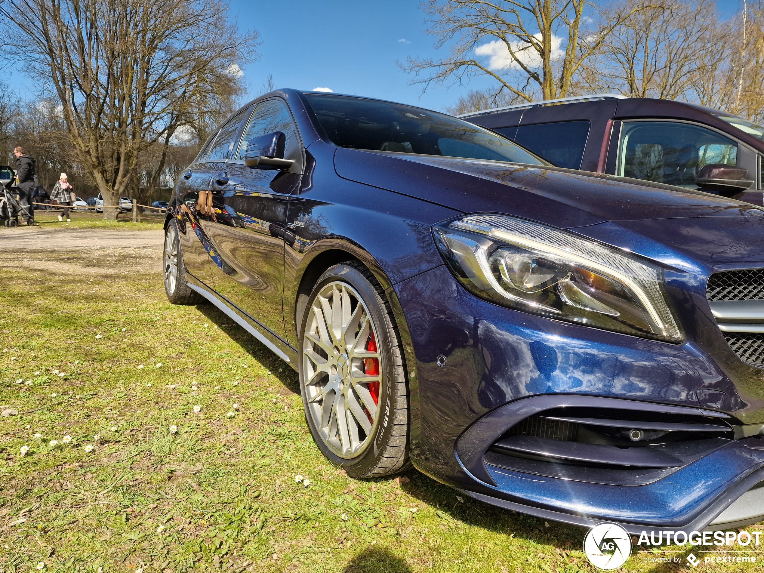 Mercedes-AMG A 45 W176 2015