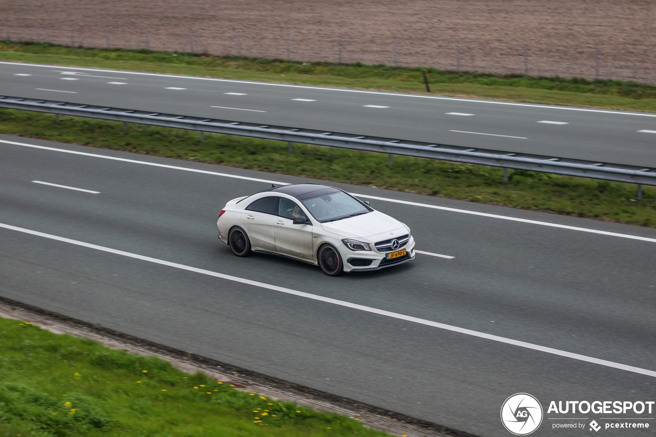 Mercedes-Benz CLA 45 AMG C117