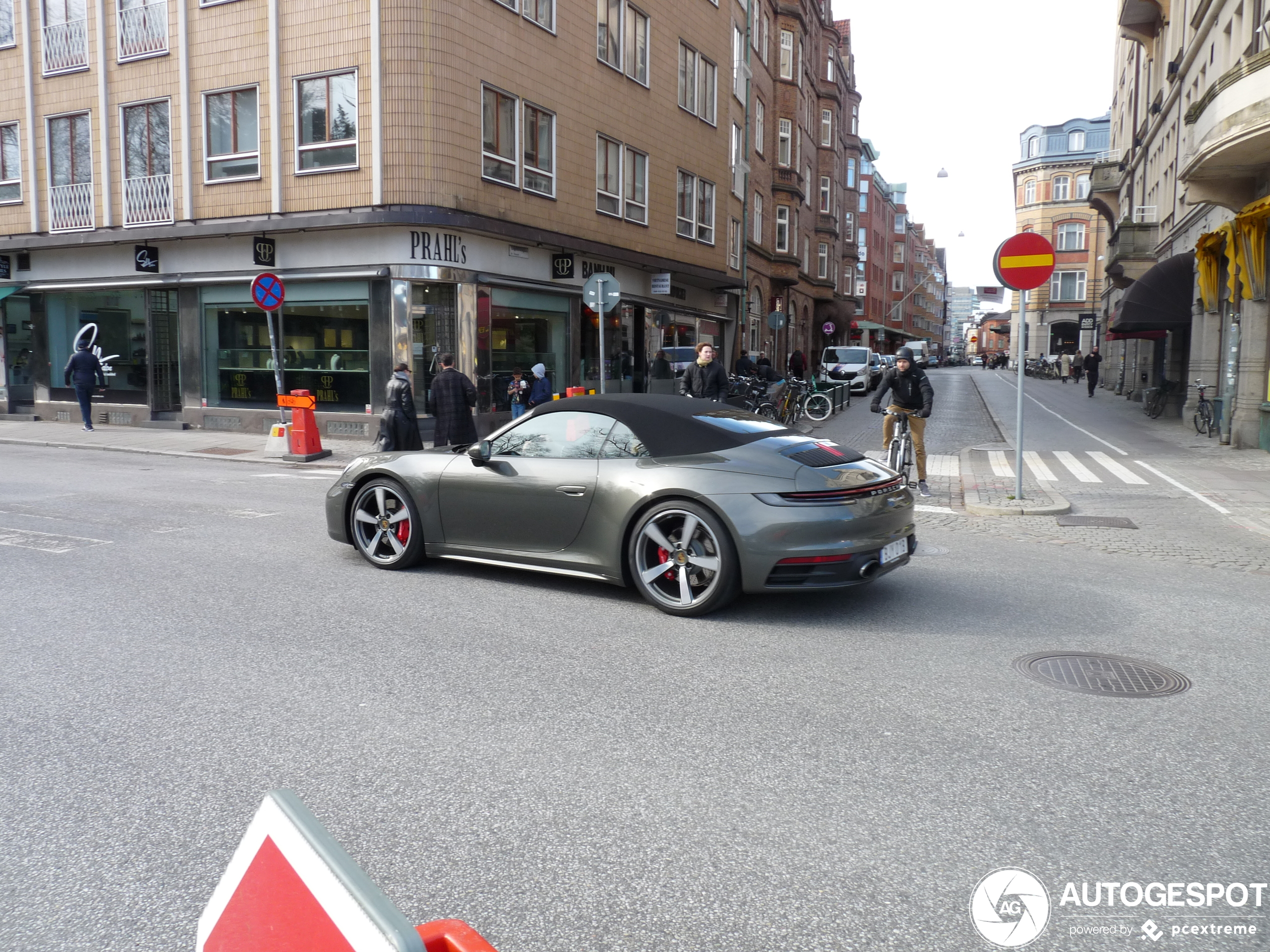 Porsche 992 Carrera S Cabriolet