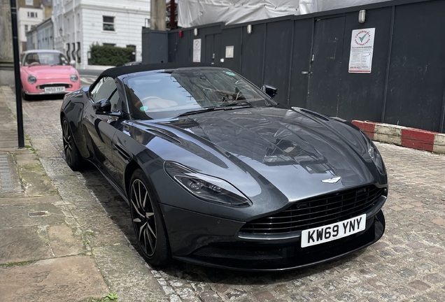 Aston Martin DB11 V8 Volante