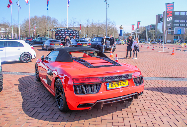 Audi R8 V10 Spyder 2016