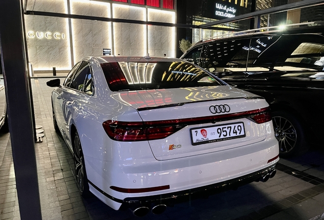 Audi S8 D5