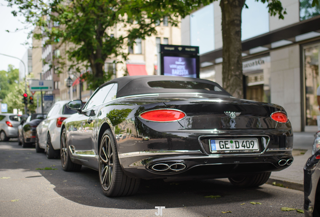 Bentley Continental GTC V8 2020