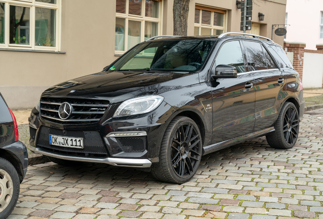 Mercedes-Benz ML 63 AMG W166