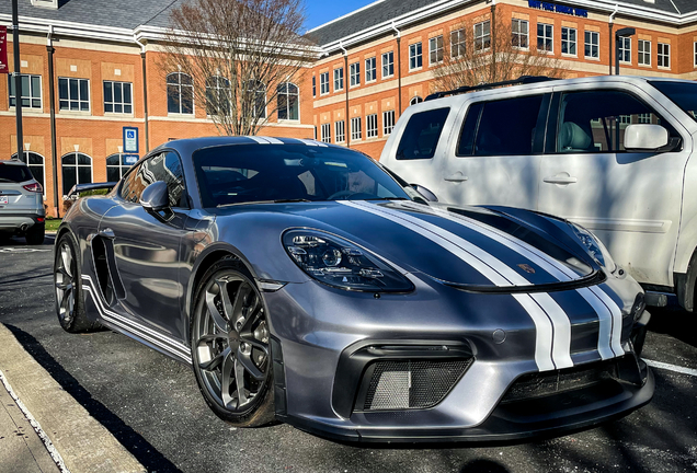 Porsche 718 Cayman GT4