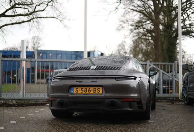 Porsche 992 Carrera GTS