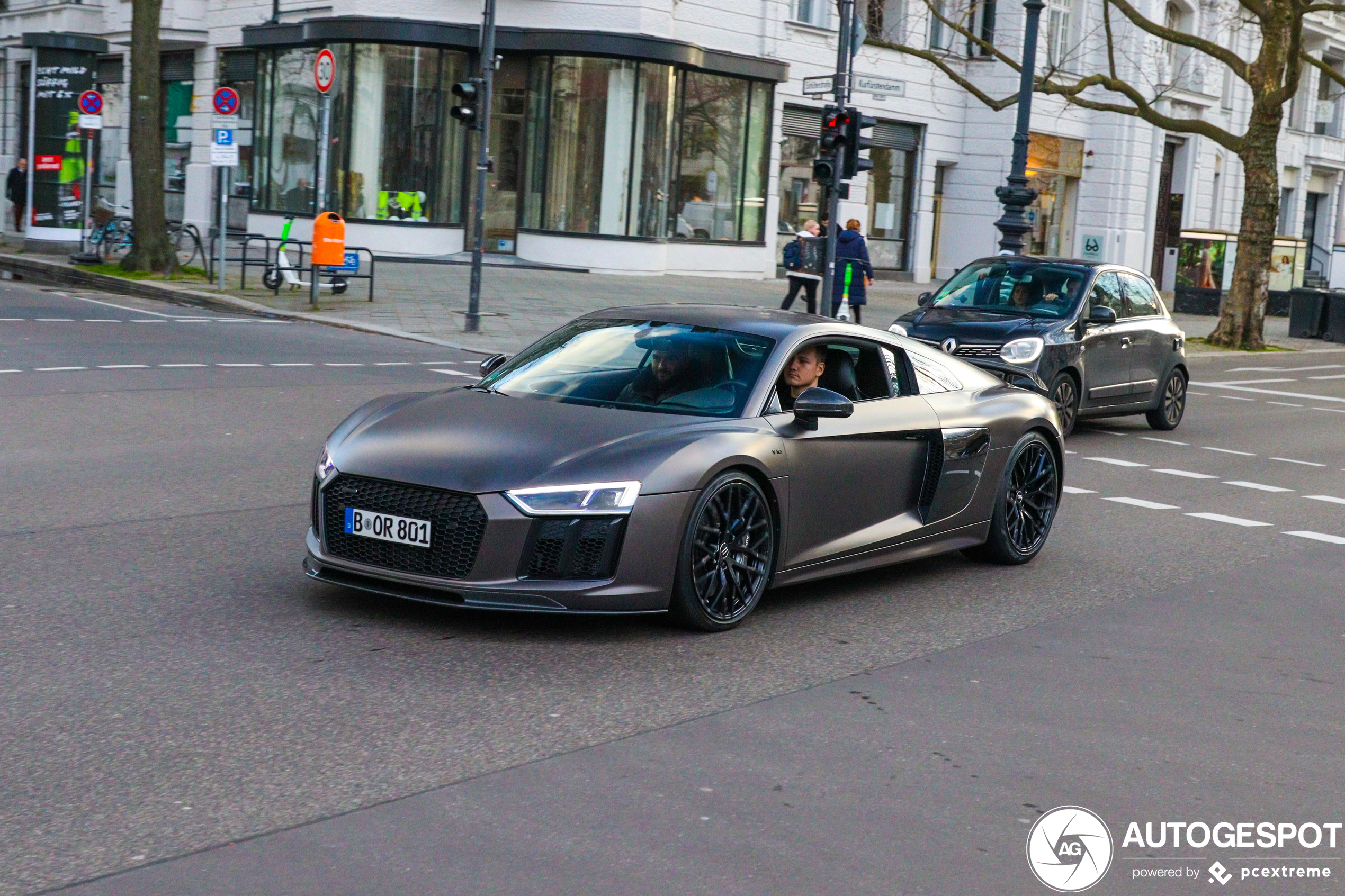 Audi R8 V10 Plus 2015