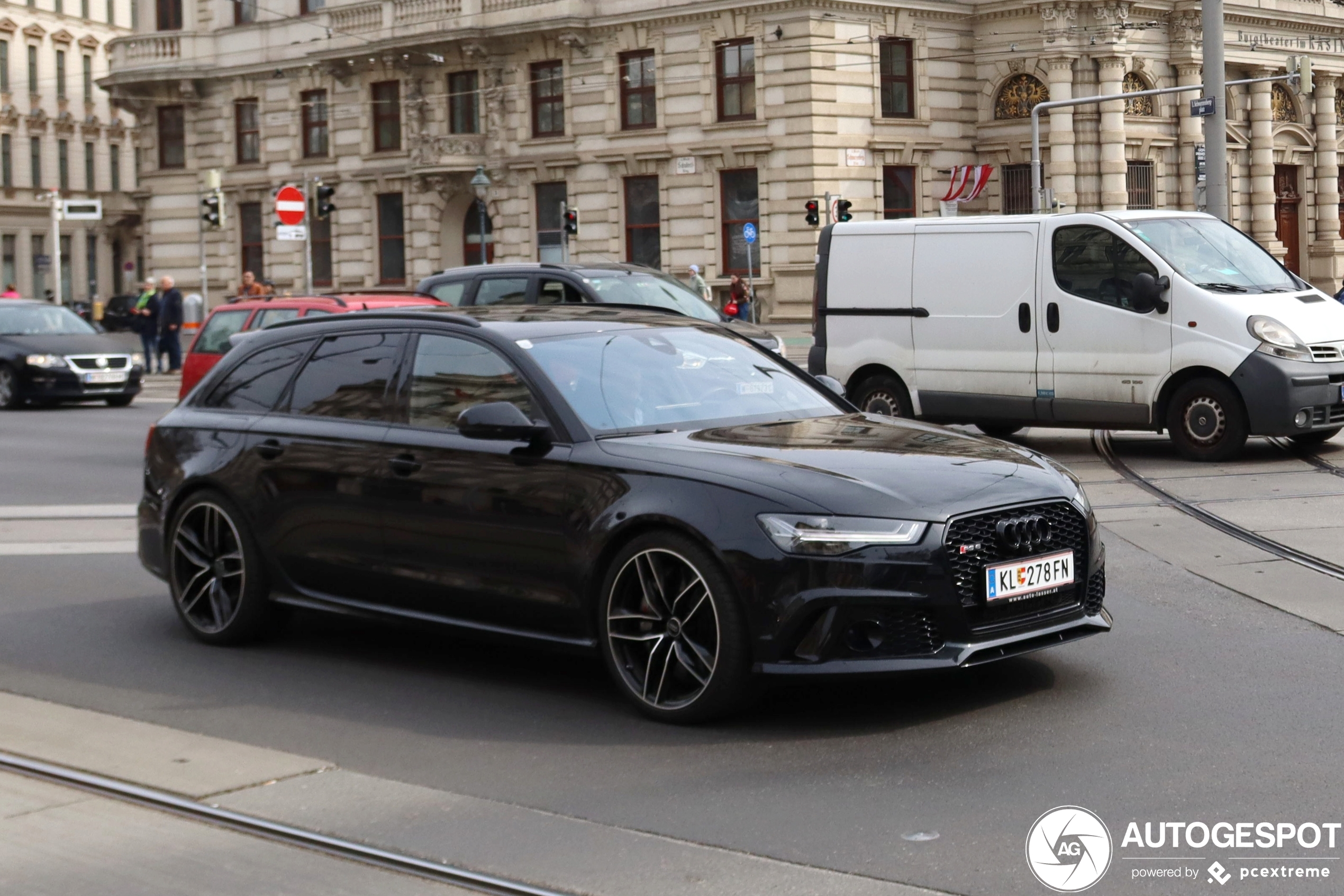 Audi RS6 Avant C7 2015