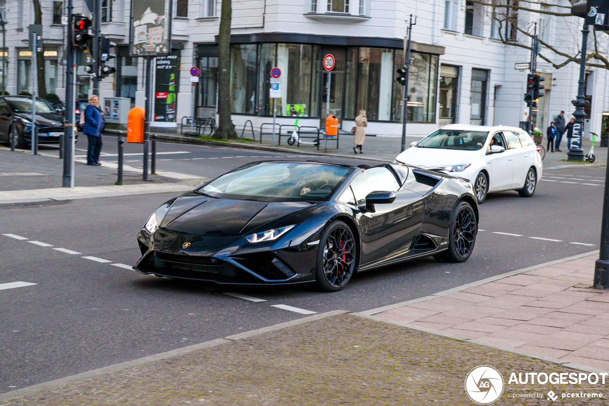 Lamborghini Huracán LP610-2 EVO RWD Spyder