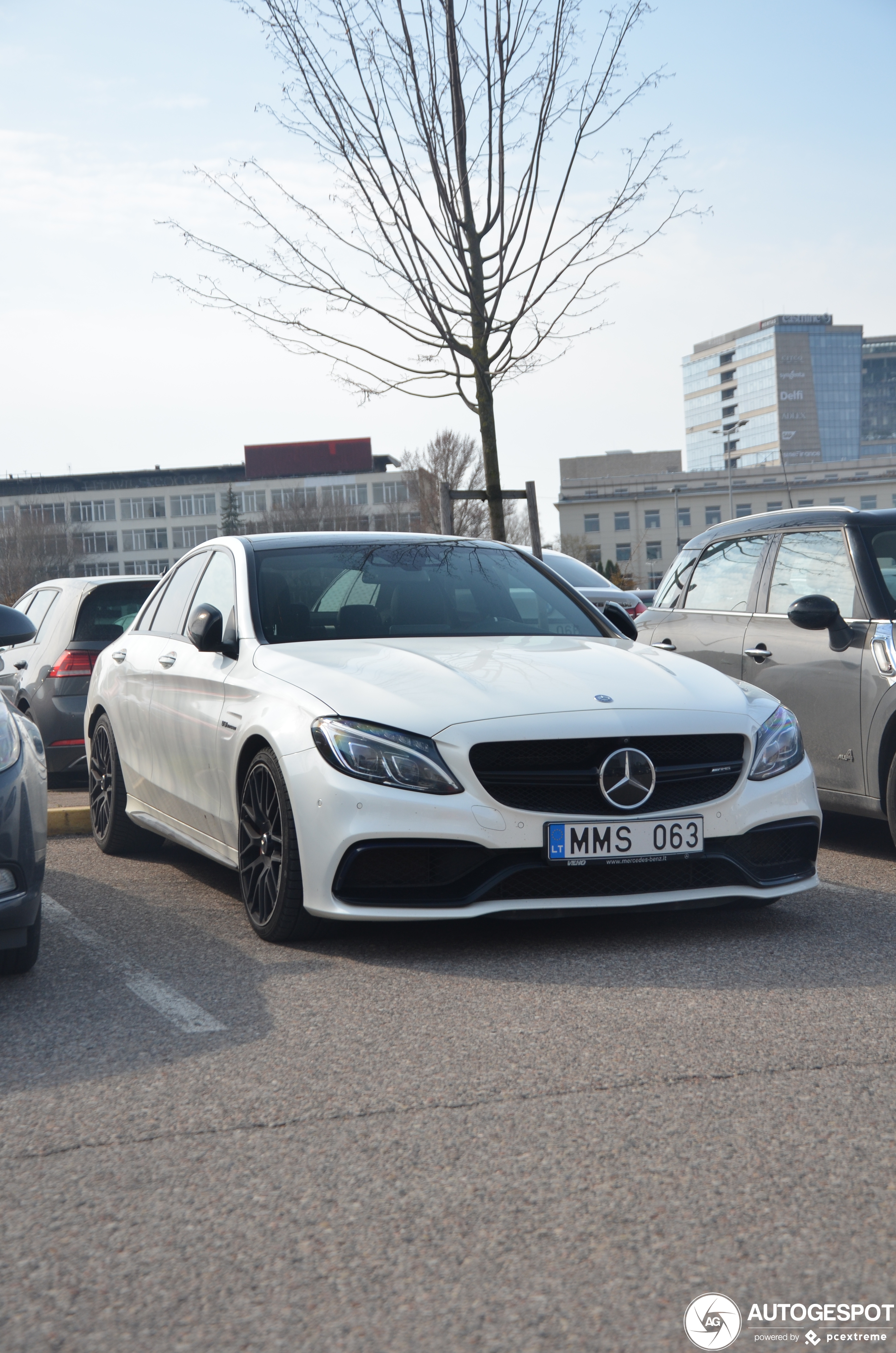 Mercedes-AMG C 63 S W205