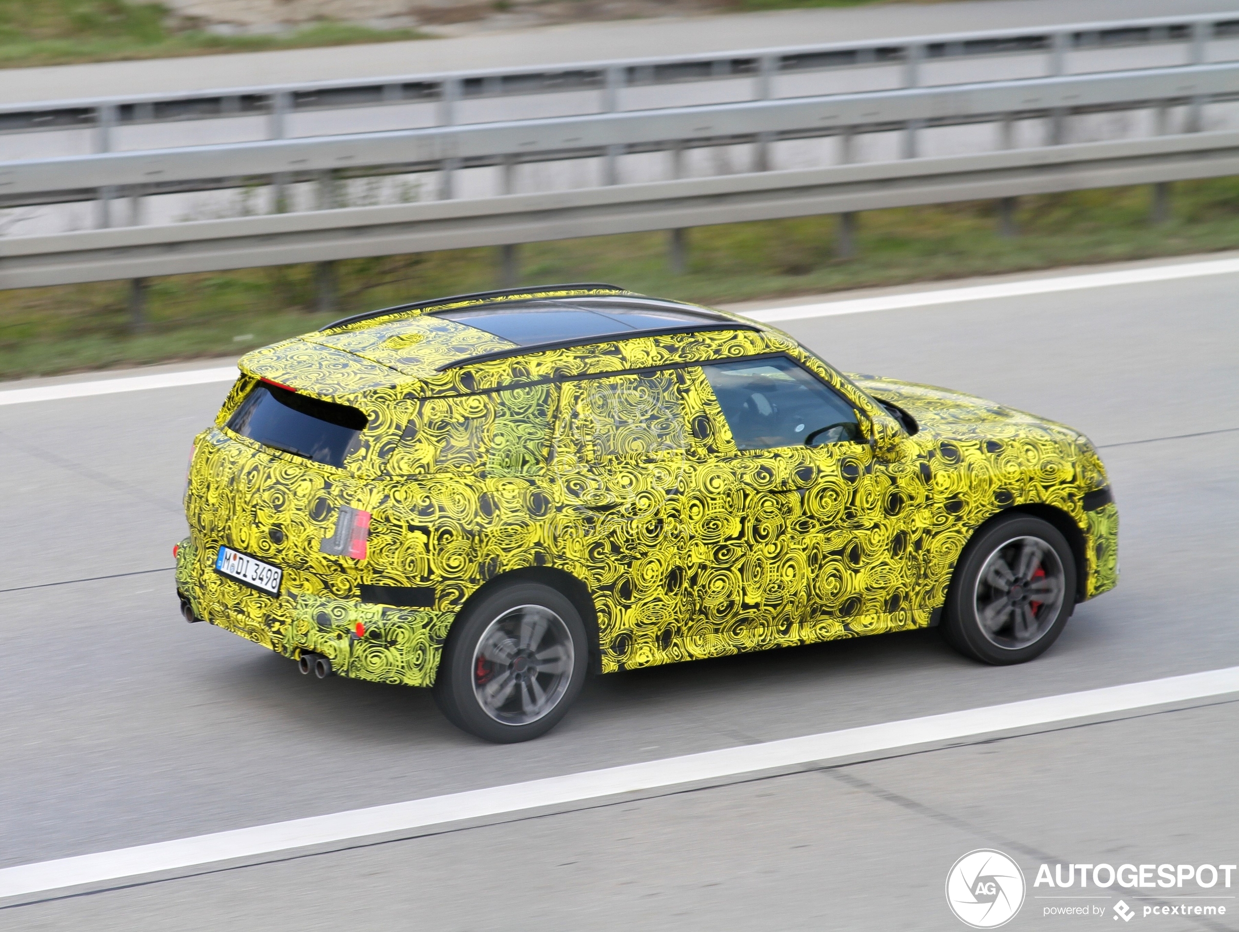 Mega-Mini wordt getest op de Autobahn