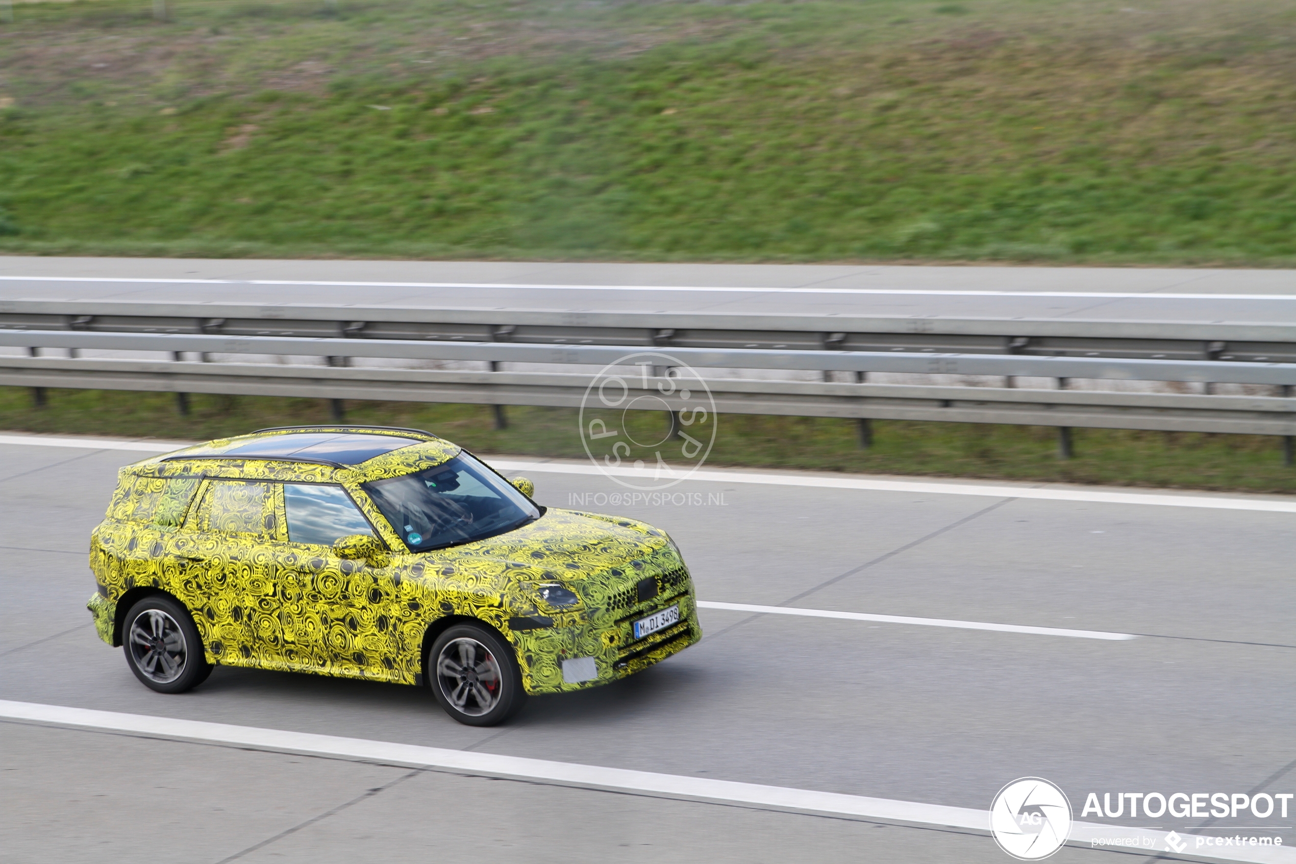 Mega-Mini wordt getest op de Autobahn