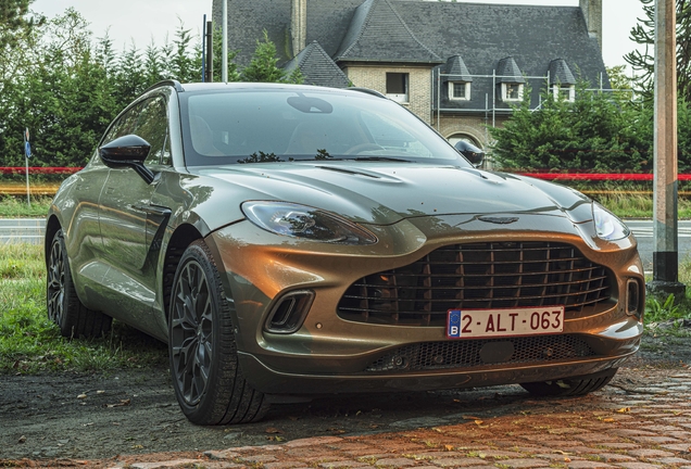 Aston Martin DBX