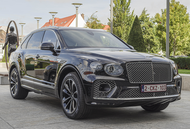 Bentley Bentayga Hybrid 2021