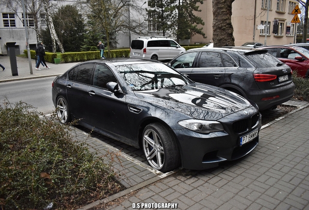 BMW M5 F10 2011