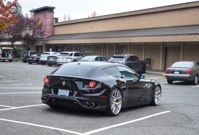 Ferrari FF