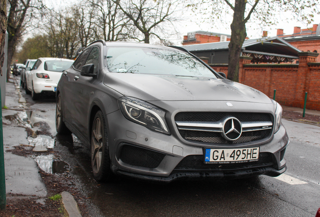 Mercedes-AMG GLA 45 X156