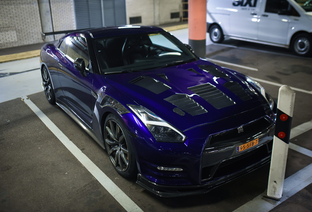 Nissan GT-R 2011