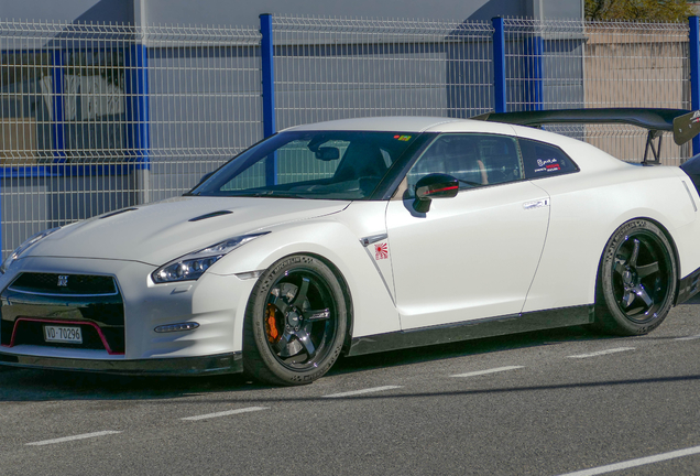 Nissan GT-R 2014