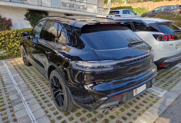 Porsche 95B Macan GTS MkIII