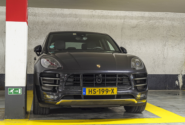 Porsche 95B Macan Turbo