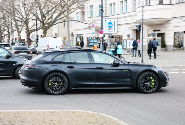 Porsche 971 Panamera Turbo S E-Hybrid Sport Turismo