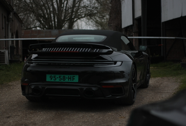 Porsche 992 Turbo S Cabriolet