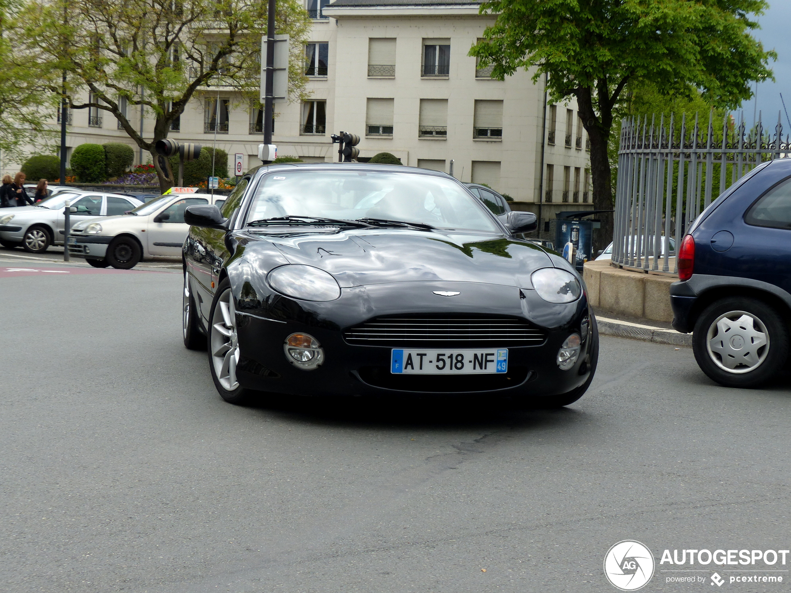 Aston Martin DB7 VANTAGE