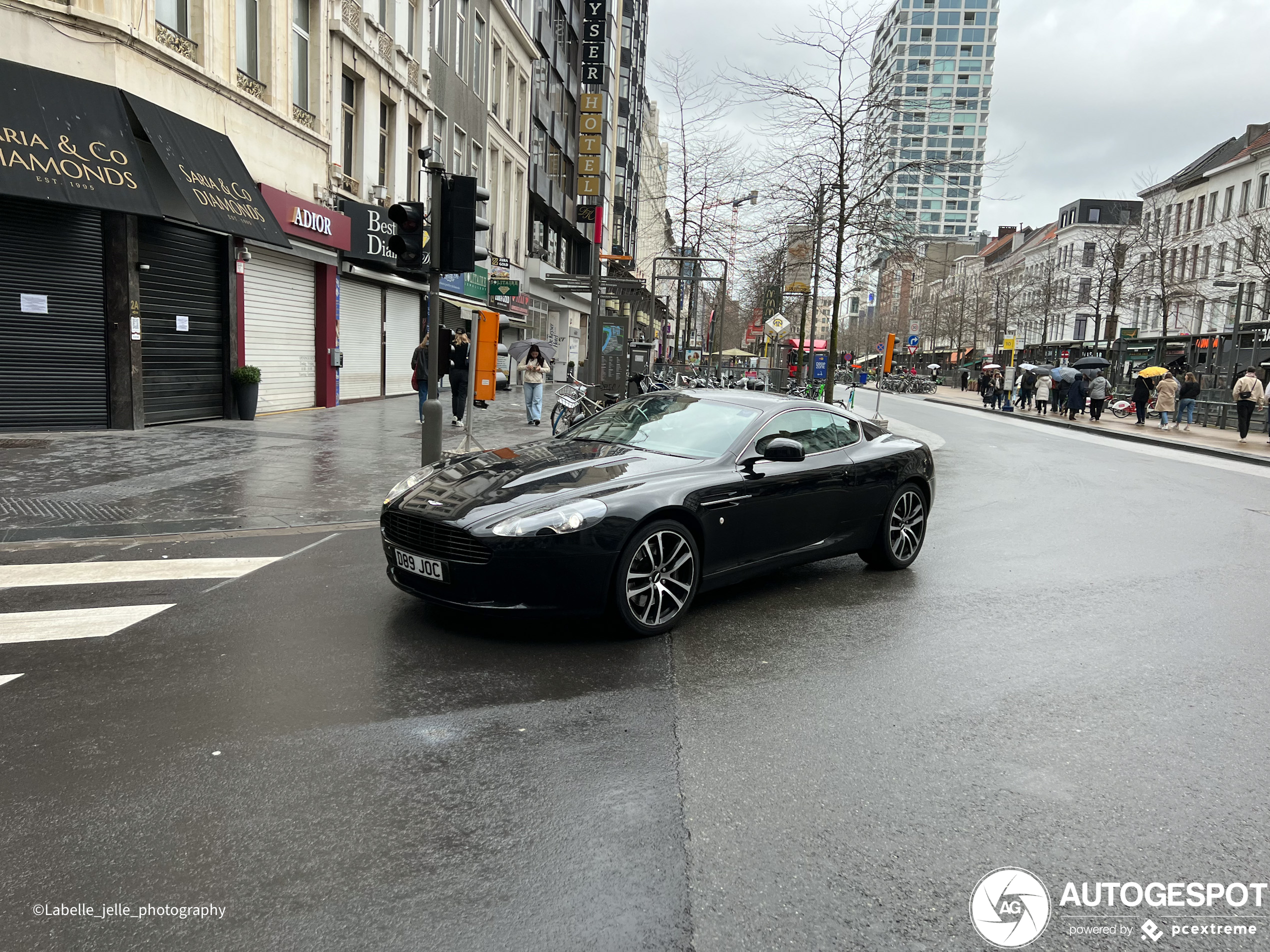 Aston Martin DB9 2010