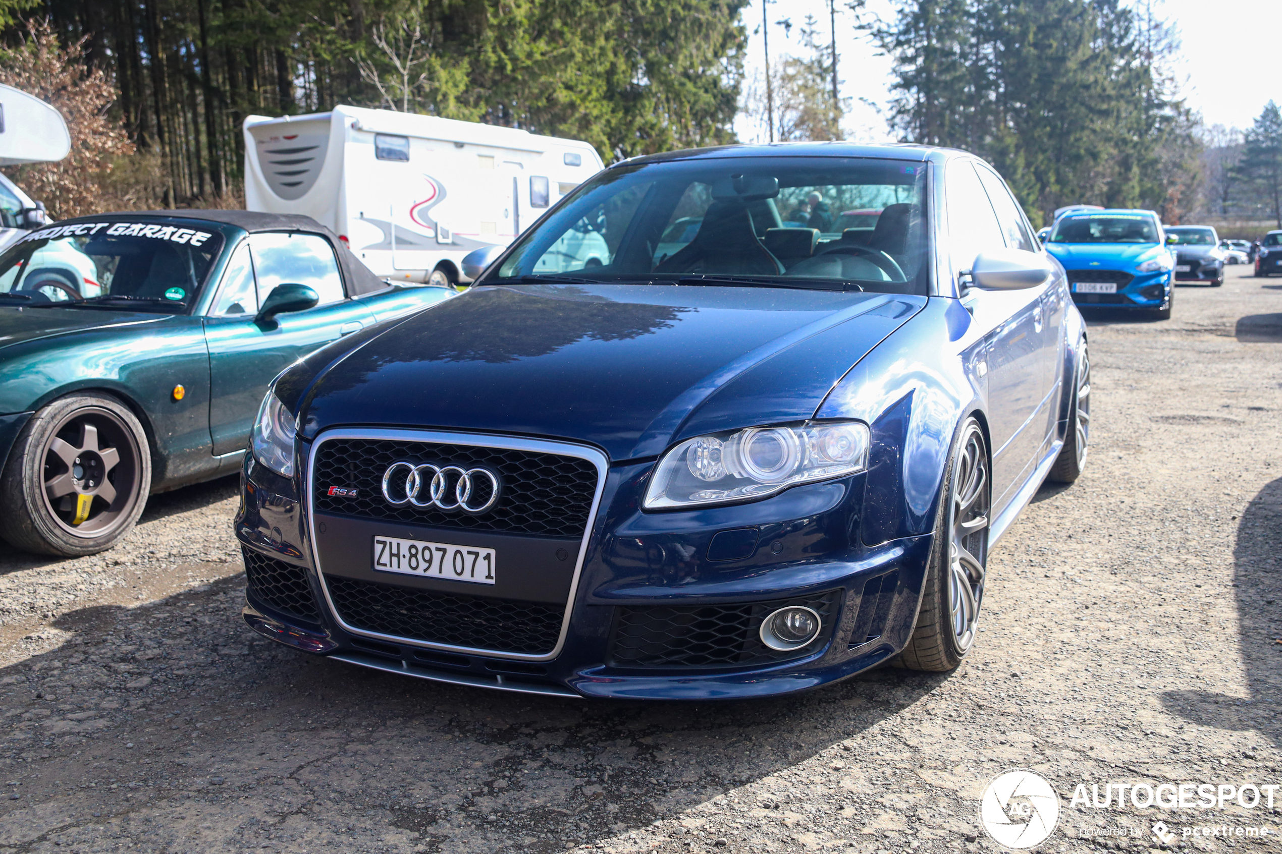 Audi RS4 Sedan