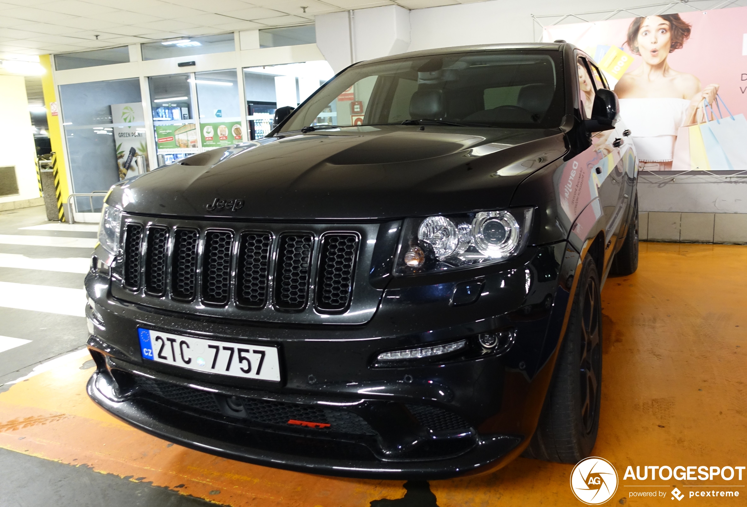 Jeep Grand Cherokee SRT-8 2012