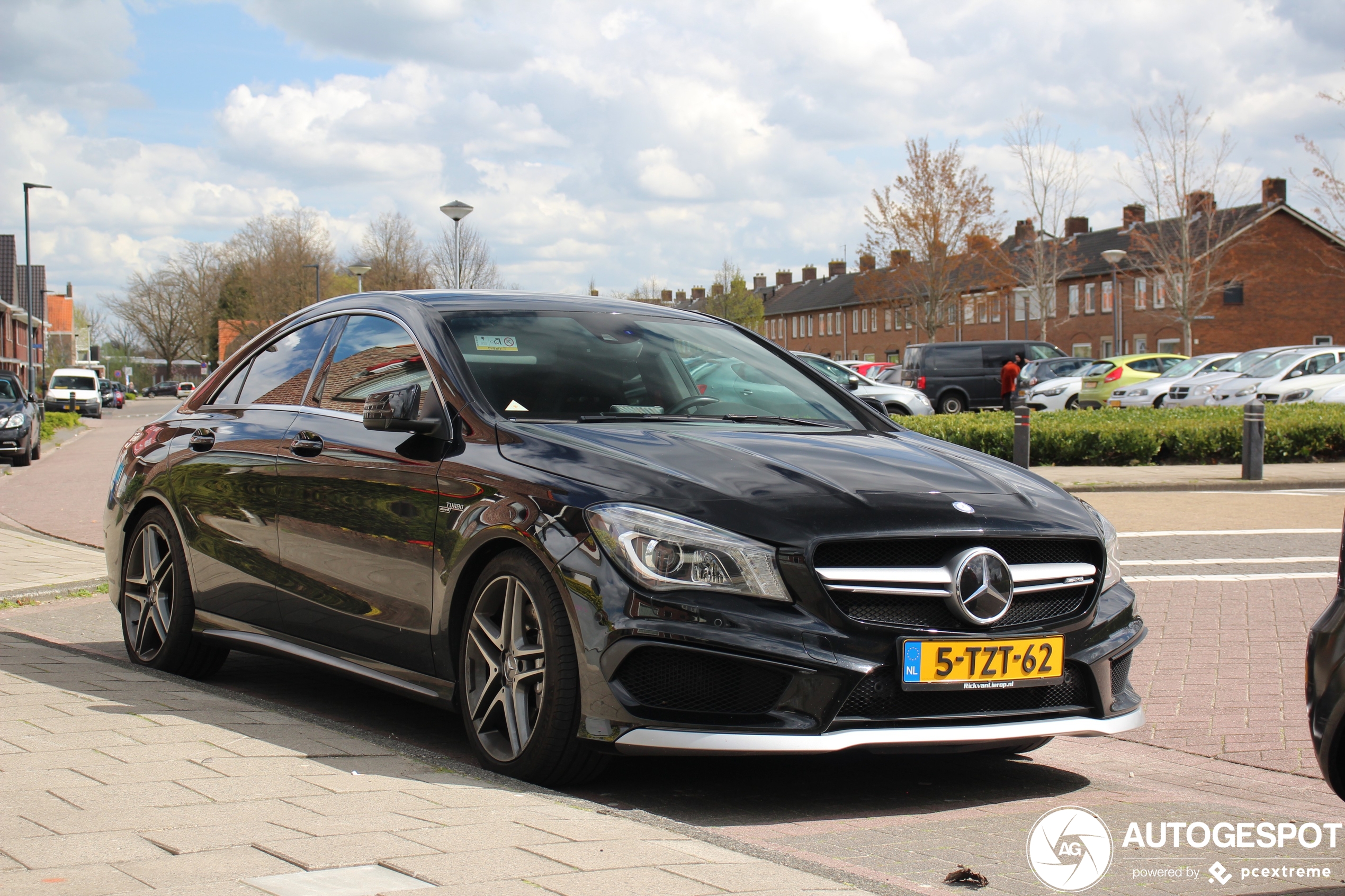 Mercedes-Benz CLA 45 AMG C117