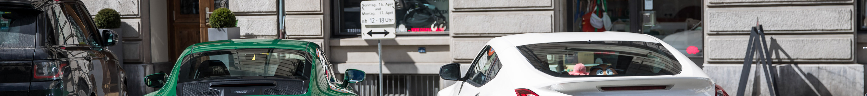 Porsche 992 GT3 Touring