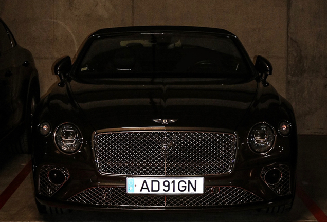 Bentley Continental GTC V8 2020