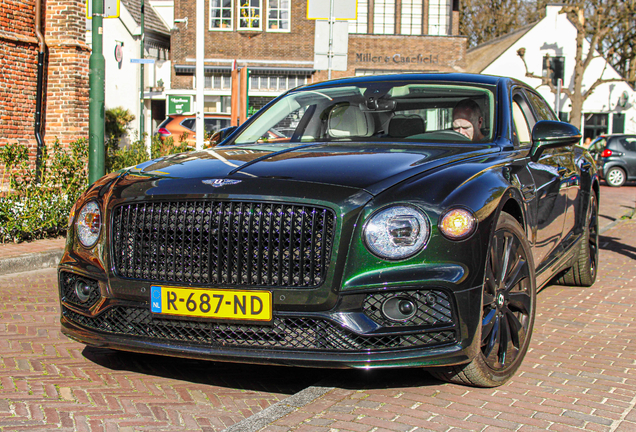 Bentley Flying Spur Hybrid