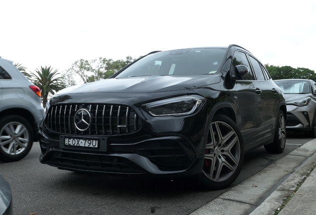 Mercedes-AMG GLA 45 S 4MATIC+ H247