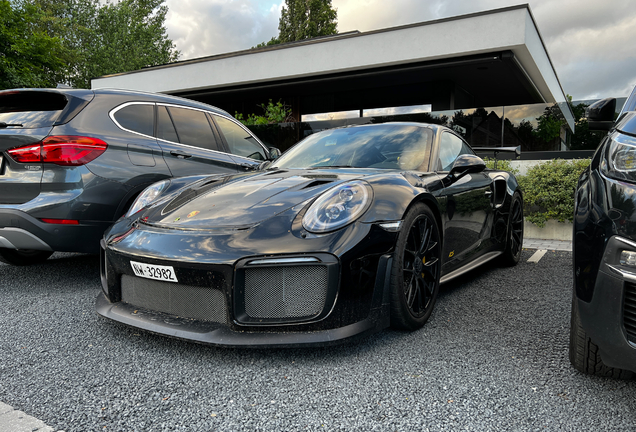 Porsche 991 GT2 RS Weissach Package