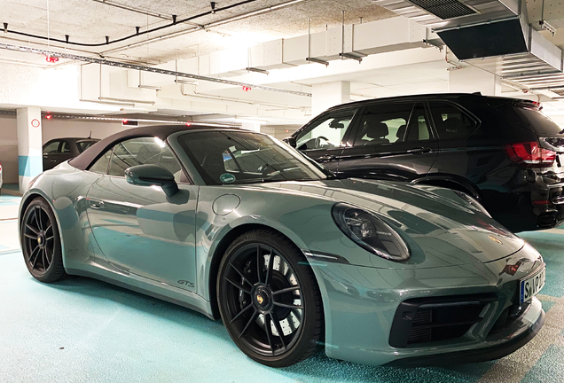 Porsche 992 Carrera 4 GTS Cabriolet